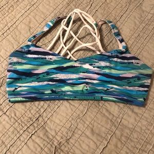 Lululemon free to be wild sports bra size 10